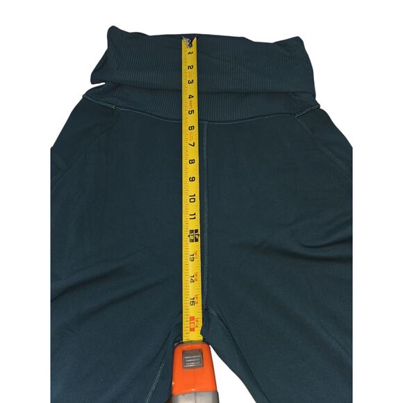 Lululemon Align Super High Rise Ribbed Waist Jogger Size 4 Green Jasper - Picture 6 of 15